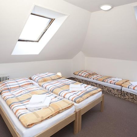 Oneman Hostel Prag Rum bild
